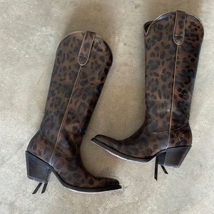 Ariat 7.5 Boots